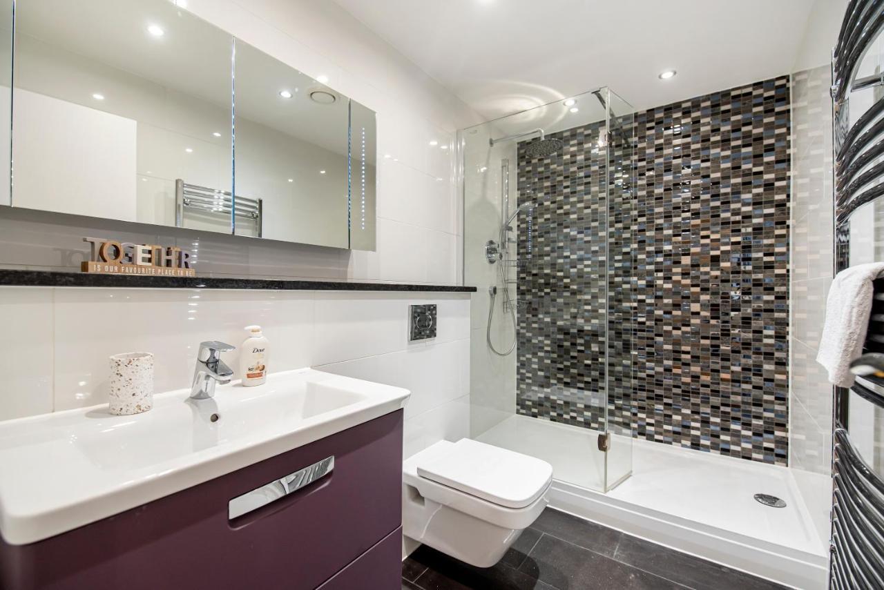 Appartement And Spacious 2 Bed Londen