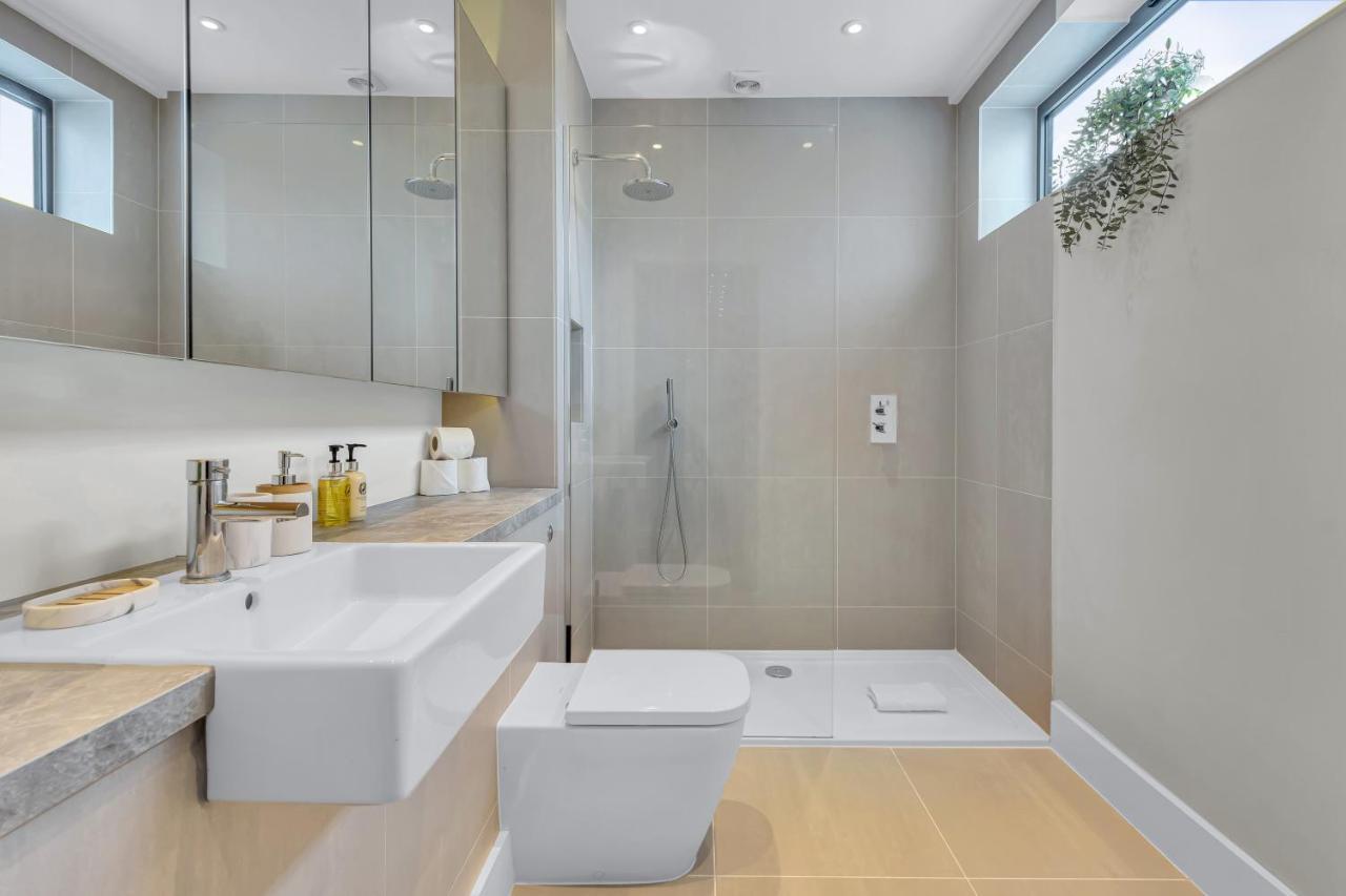 X Be - The Islington Residences Apartment London