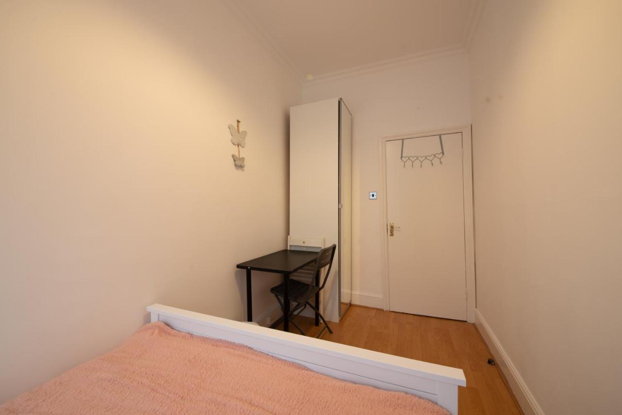 Appartement Modern Spacious 75