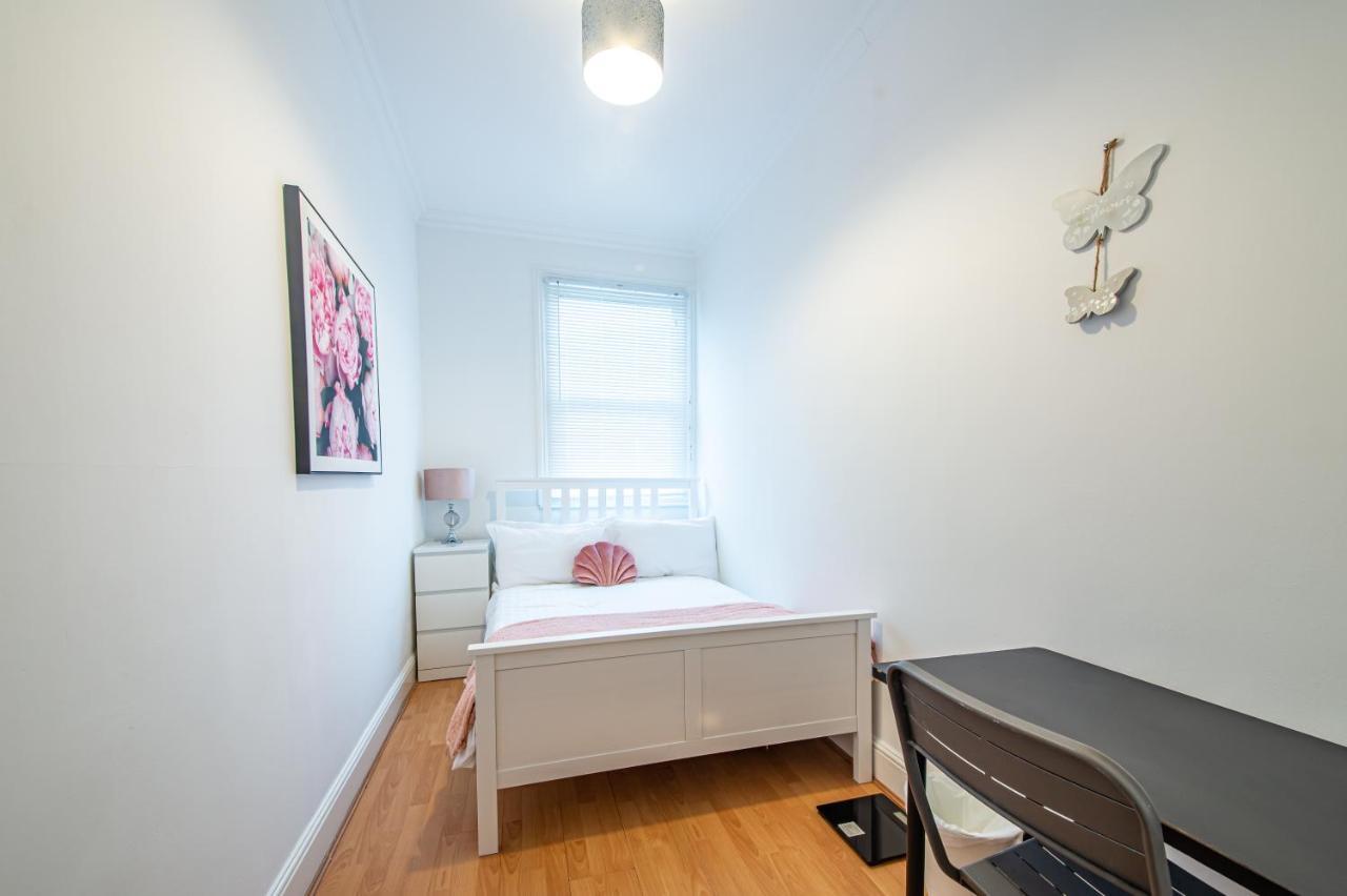 Modern Spacious 75 Londen