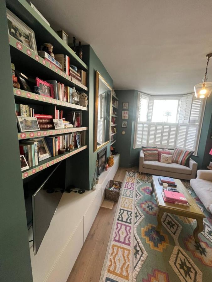 Apartment Stylish And Spacious 2 Bedroom House In Brixton