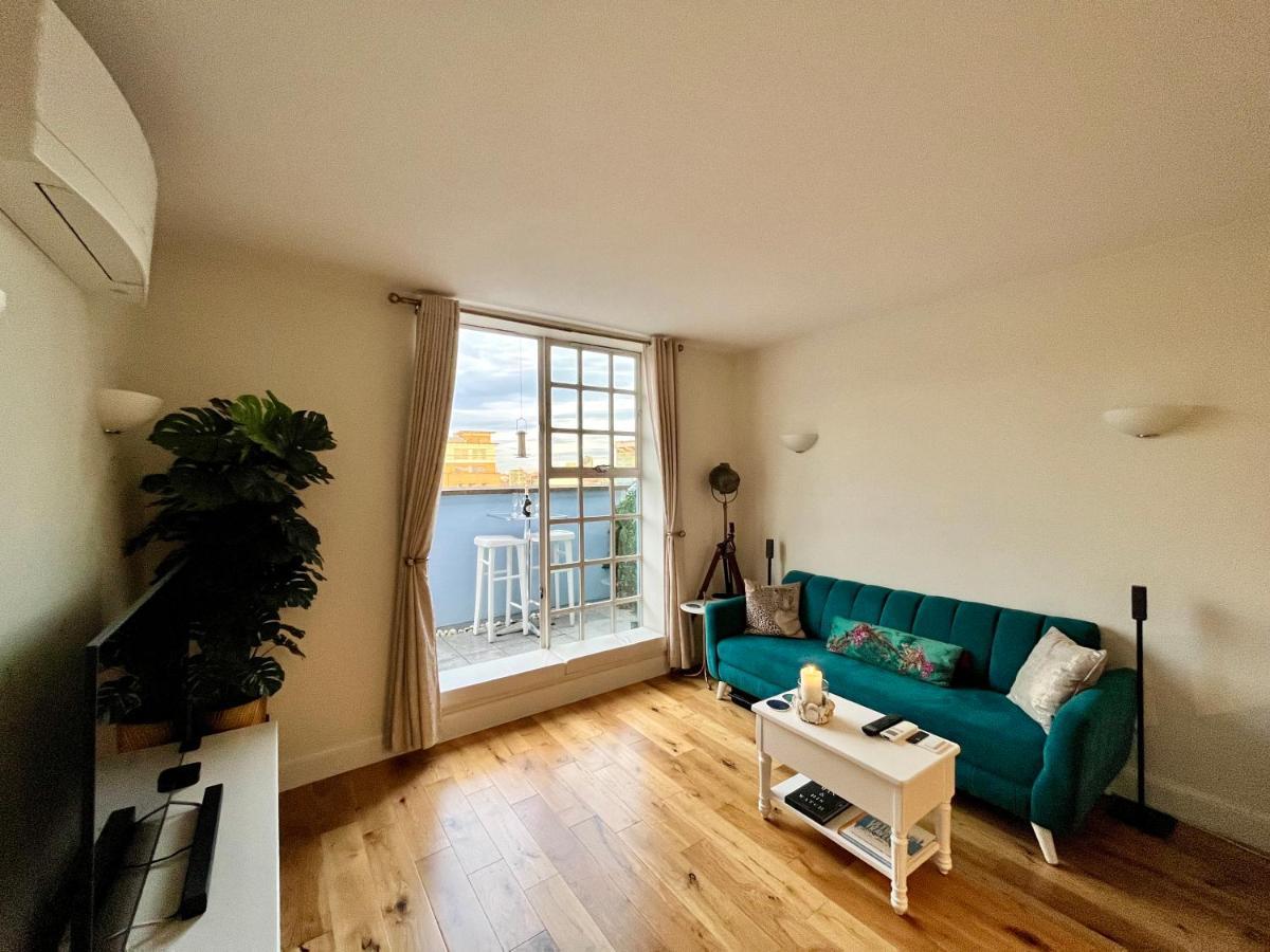 A Penthouse By Tower Bridge Appartement Londen