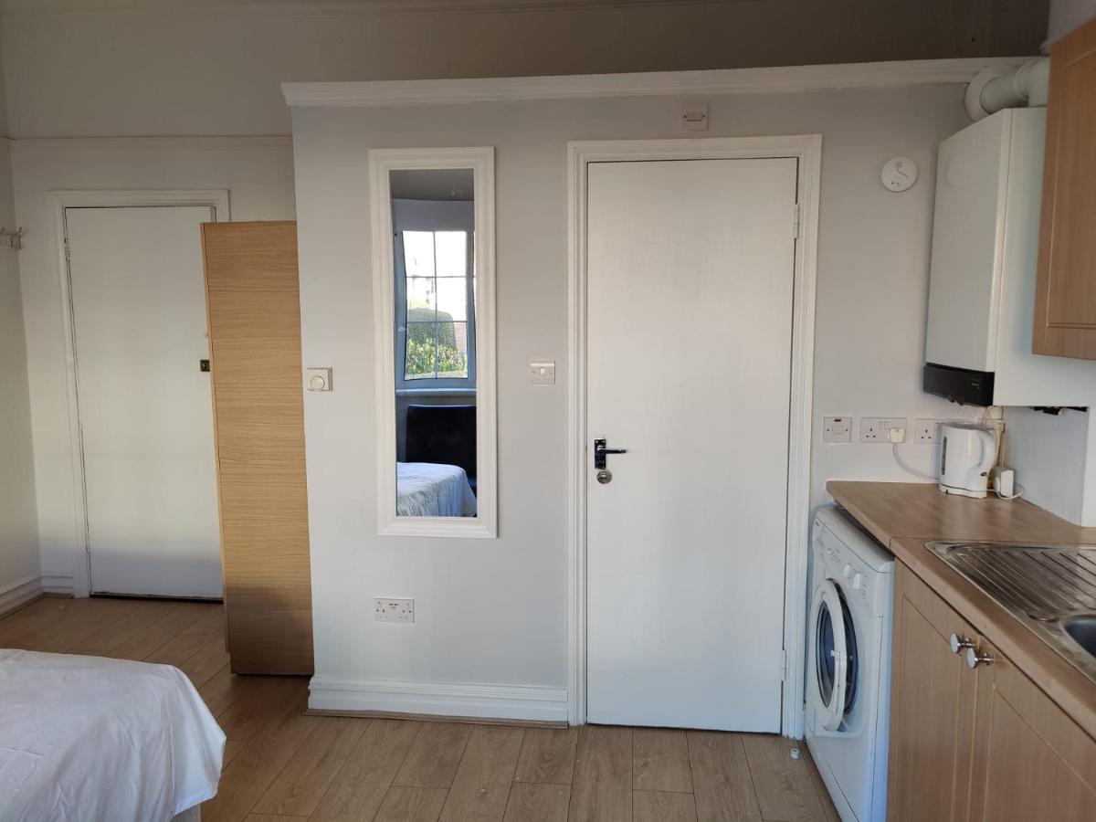 Studio On Golders Green Road Apartamento
