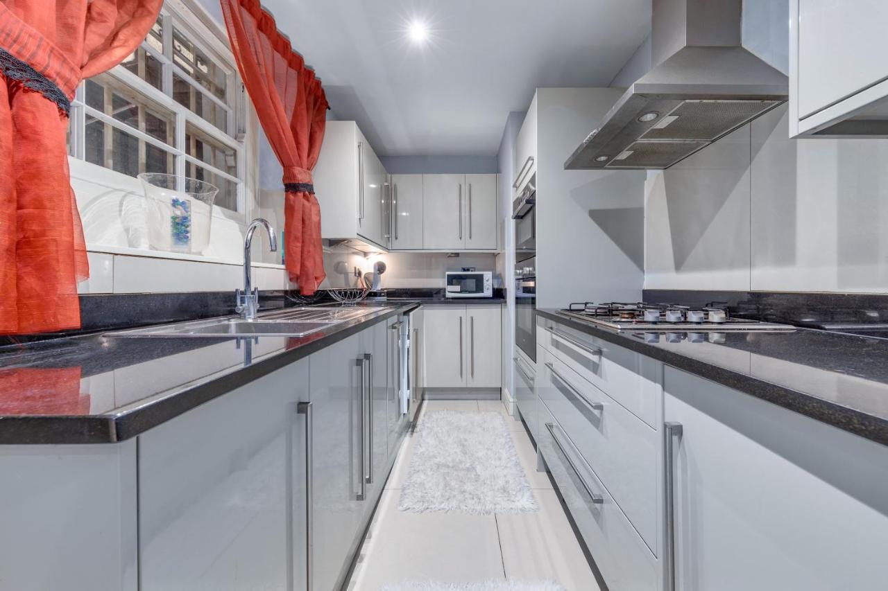 Apartment Elegant And Chic 2-bedroom Basement In Paddington *