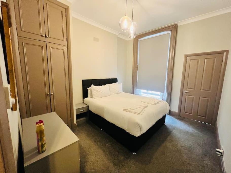 3 Notting Hill, Portobello Road-amazing Location! Apartment *