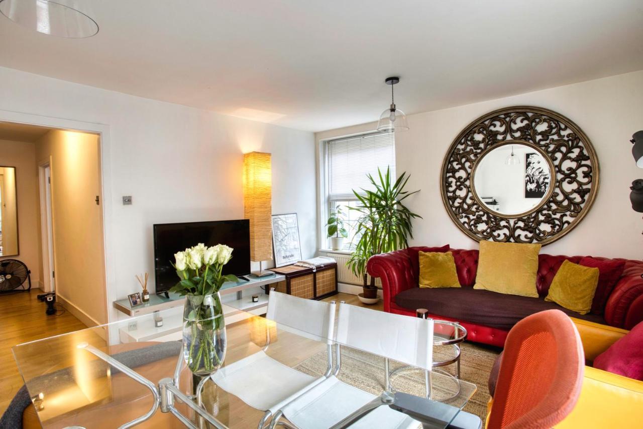 Specious 2 Bedroom Flat - Zone 1 *