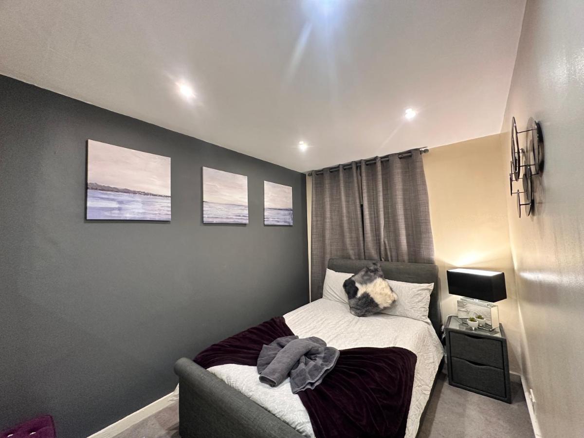 Central 5-bedroom, 4 Baths Lovely In Marylebone Apartment