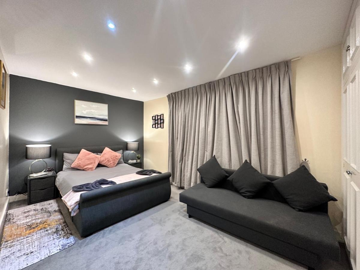 Central 5-bedroom, 4 Baths Lovely In Marylebone Apartment London