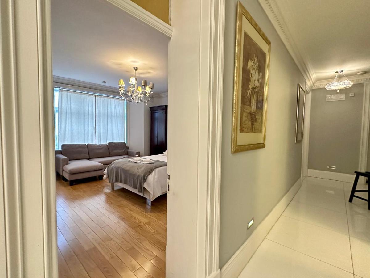 En & Private Bathroom, In Marylebone, Paddington #room Name Is Paris# Homestay London