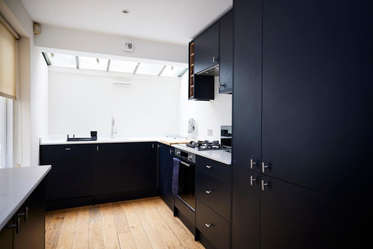 The South Kensington Wonder - Trendy 3bdr House With Garden Appartement Londen