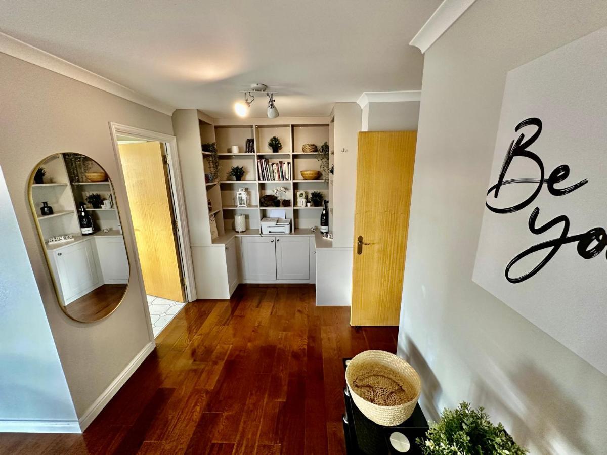 O2 Arena Luxury Flat Sleeps 6 With Parking Appartement Londen