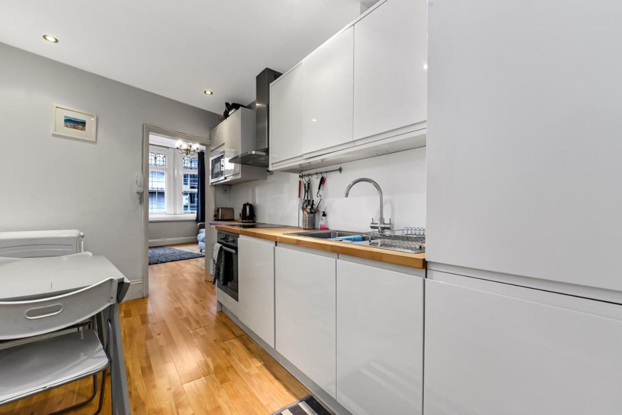 Appartement Main Street Corner Great 1bedroom Flat - Richmond Londen