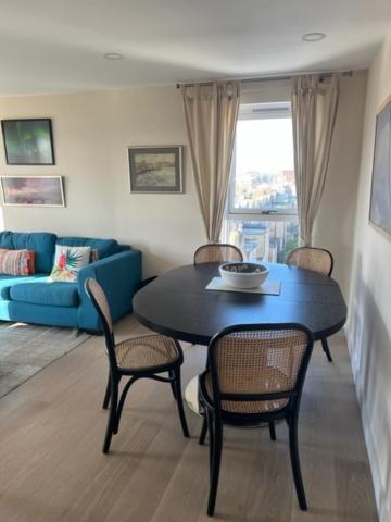 Apartment 2 Bedroom Chelsea