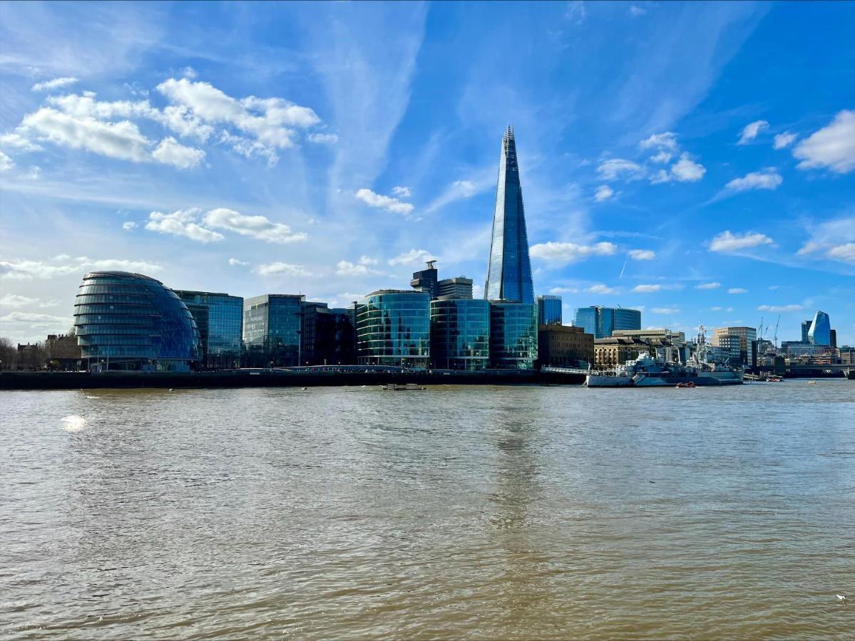 A Penthouse By Tower Bridge Londen