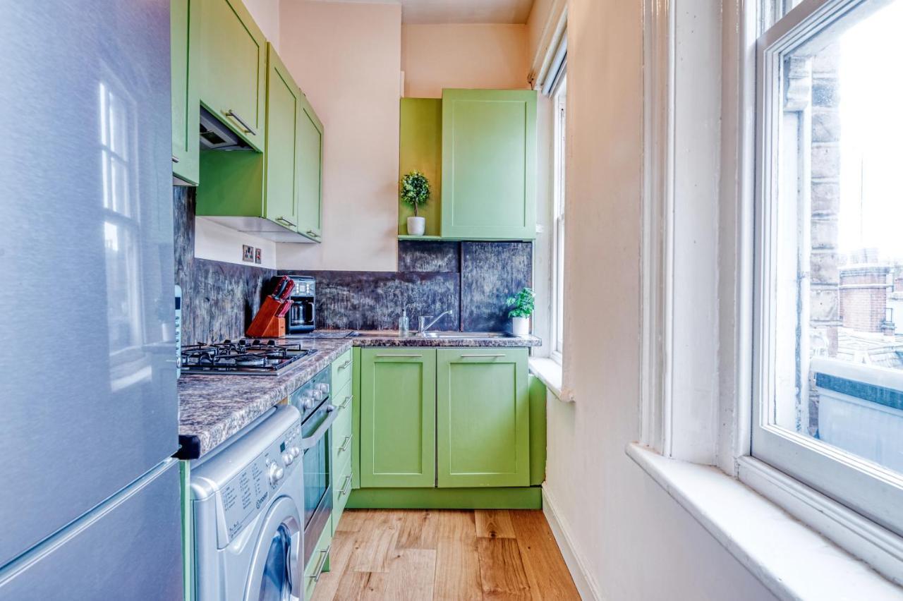 Sunny Corner In Center Of Apartamento