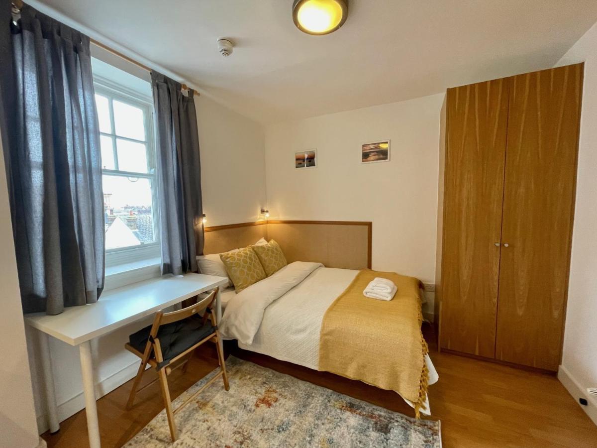 Brandenburgh House London