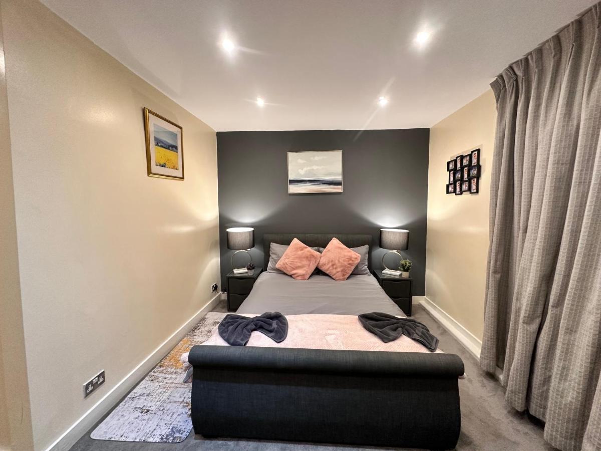 Central 5-bedroom, 4 Baths Lovely In Marylebone * London