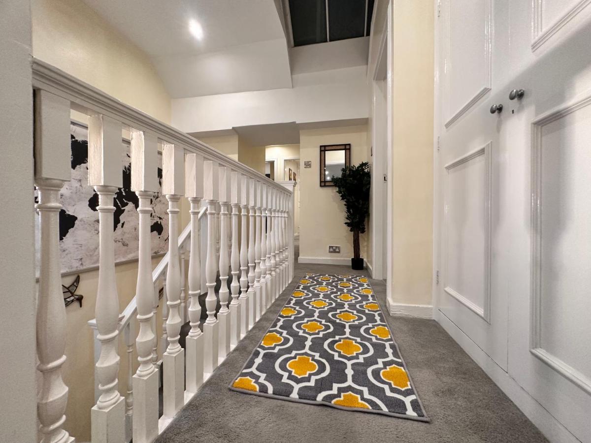 Central 5-bedroom, 4 Baths Lovely In Marylebone Apartment London