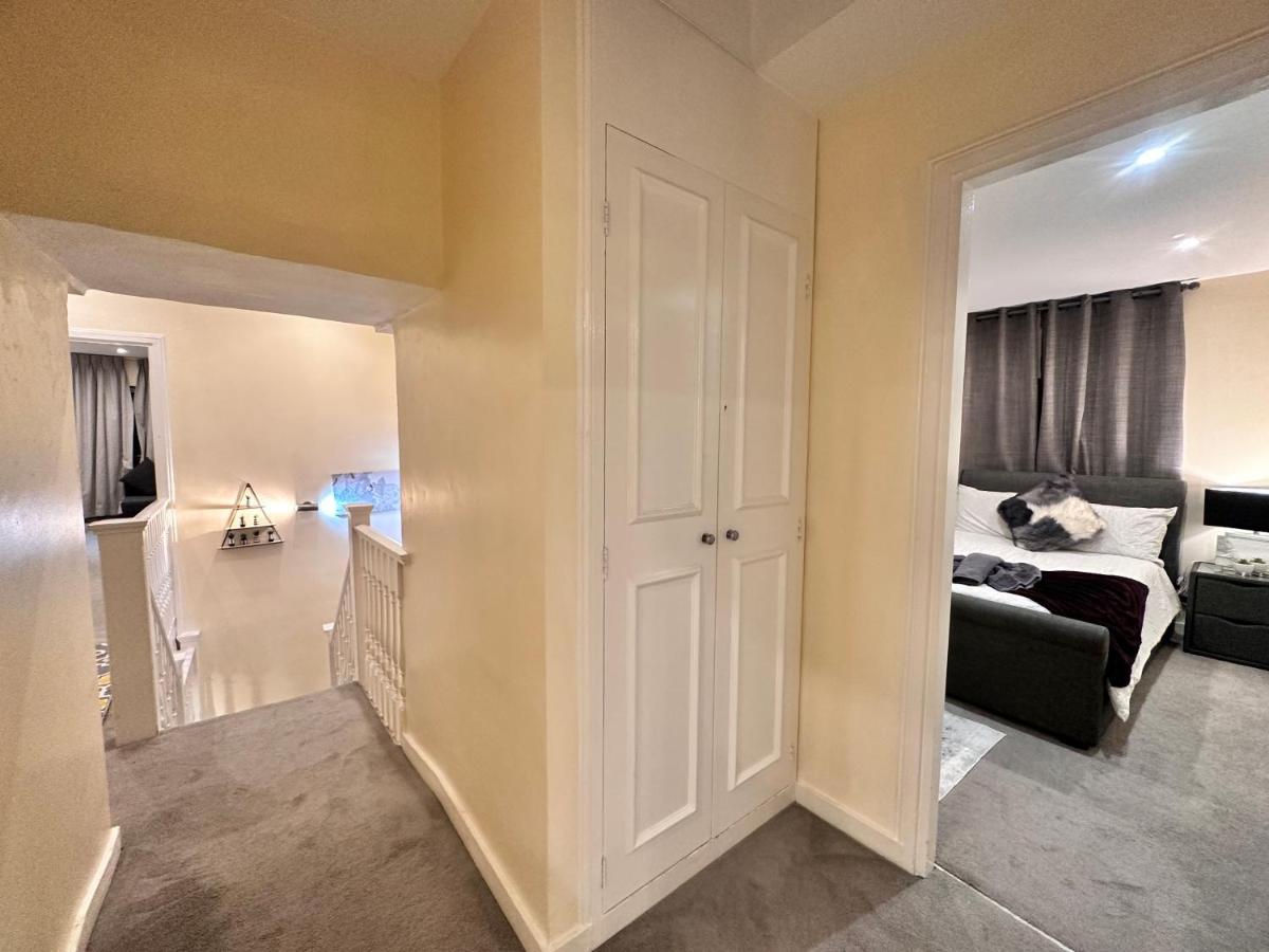 Central 5-bedroom, 4 Baths Lovely In Marylebone Apartment London