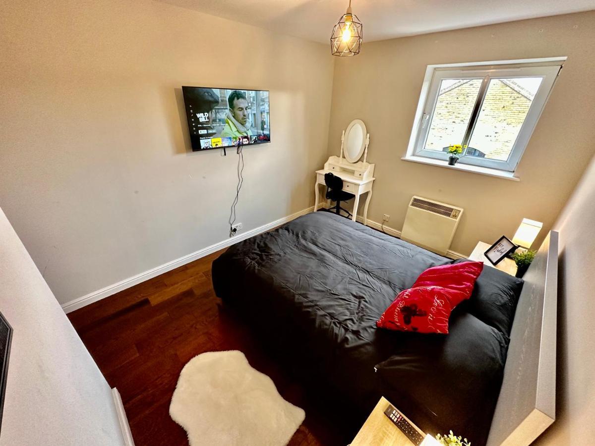 O2 Arena Luxury Flat Sleeps 6 With Parking Appartement *