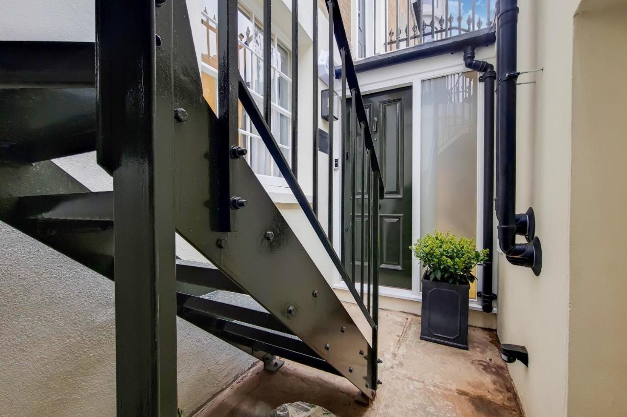 The Argyle Collection Near Kings Cross St Pancras * London