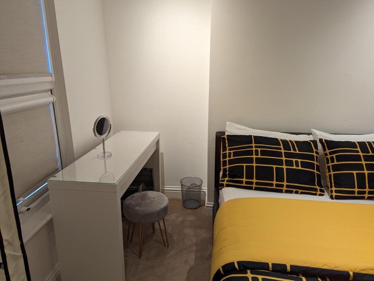 Apartment Fully-equipped Flat In The Of *