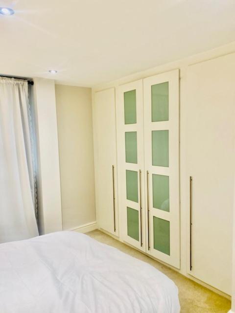 Modern Detached House London