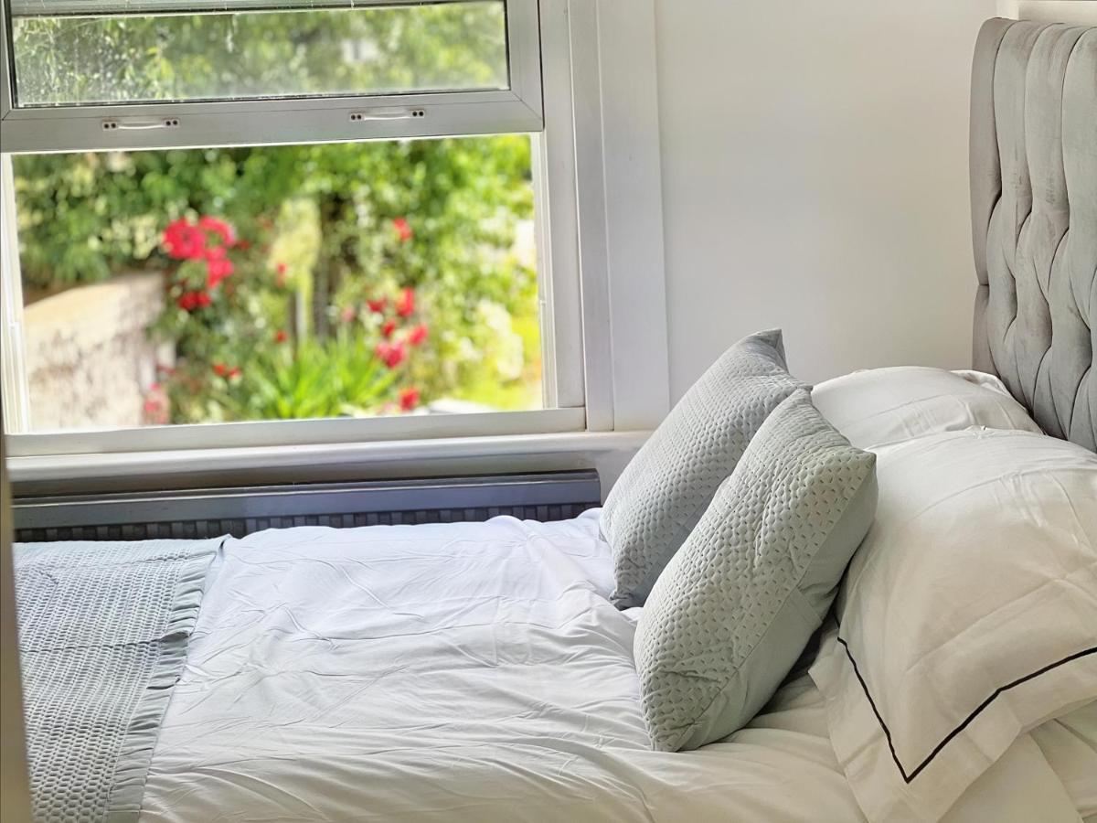 Modern In Centrally Located - 4 Londen