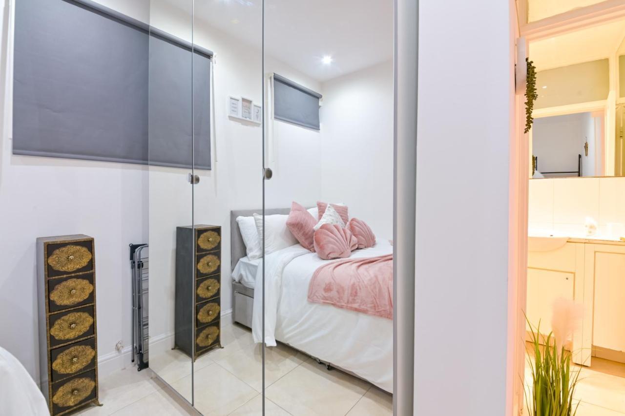 10 Min Walk Oxford St - Hyde Park Apartment