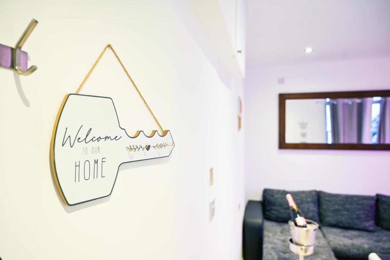 10 Min Walk Oxford St - Hyde Park Apartment London