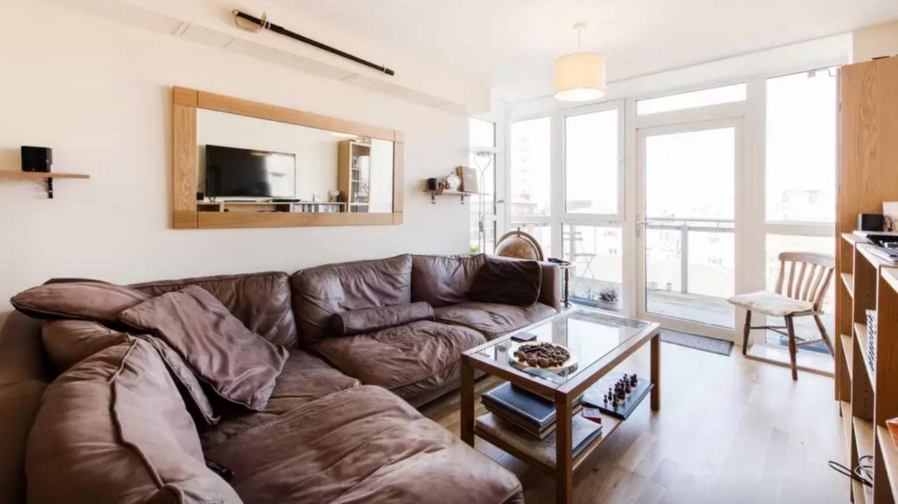 Brixton/clapham 2 Bed Flat, Large Balcony, Parking Appartement Londen