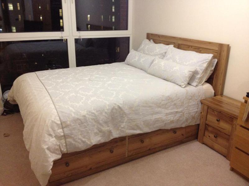 Brixton/clapham 2 Bed Flat, Large Balcony, Parking Apartment