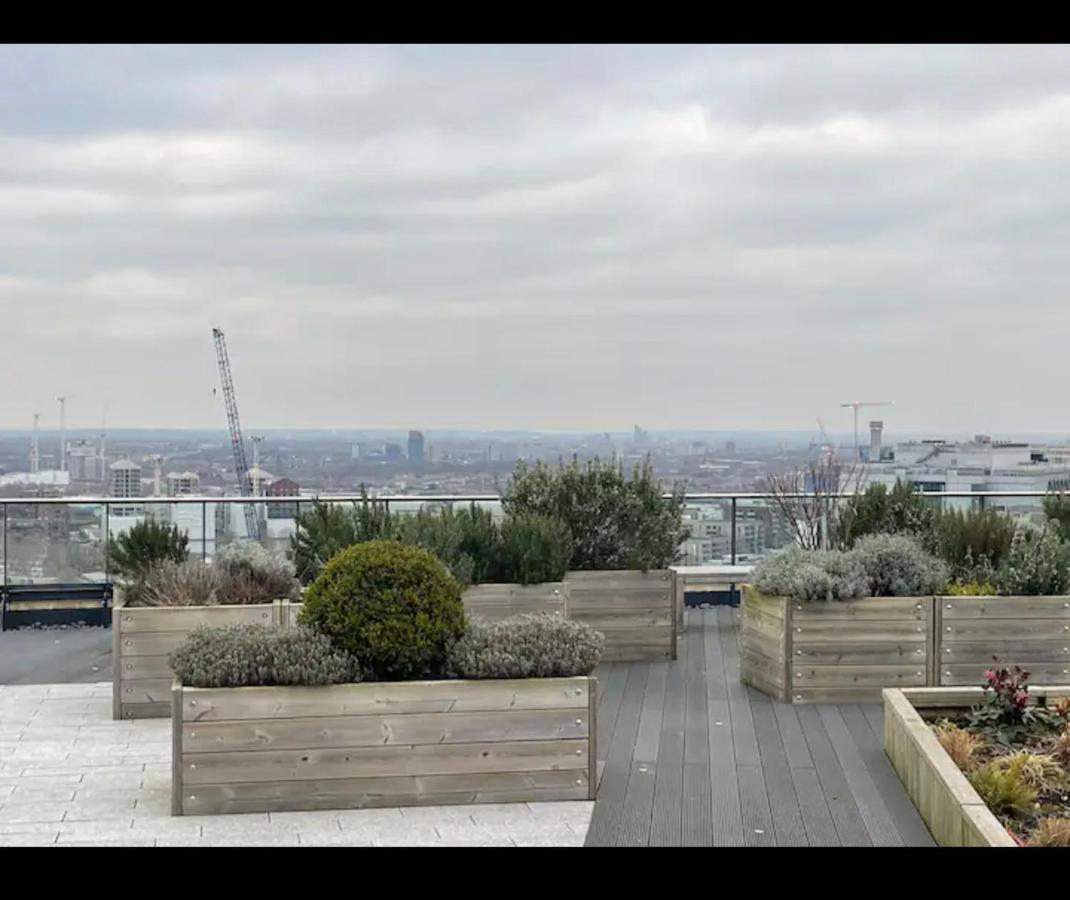 Luxurious 2 Bedroom In Canary Wharf * Londres
