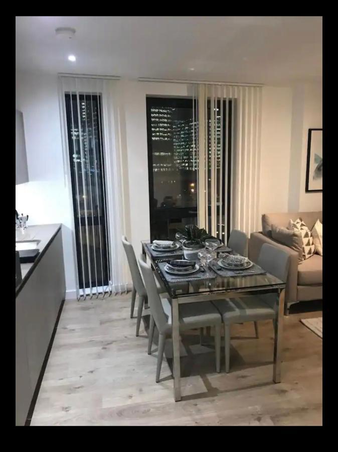 Luxurious 2 Bedroom In Canary Wharf