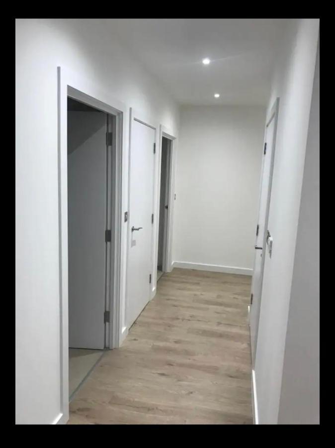 Apartamento Luxurious 2 Bedroom In Canary Wharf Londres