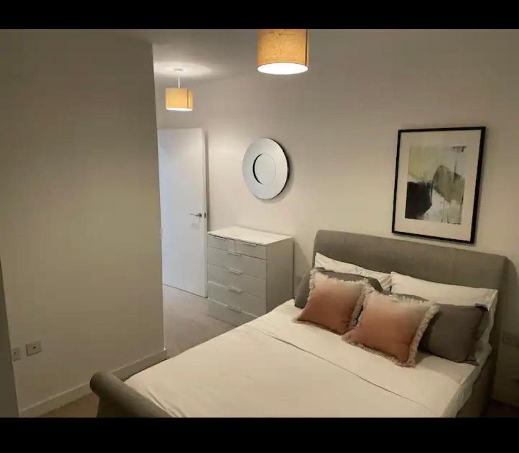 Luxurious 2 Bedroom In Canary Wharf Londres