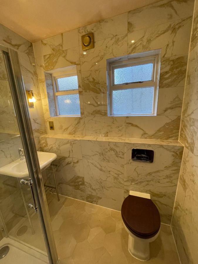 Albany Bed & Breakfast London