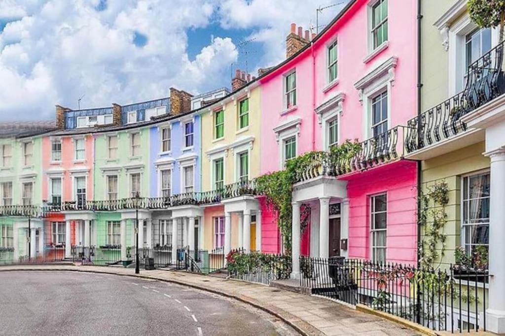 Notting Hill - Portobello Road Lux F7 *