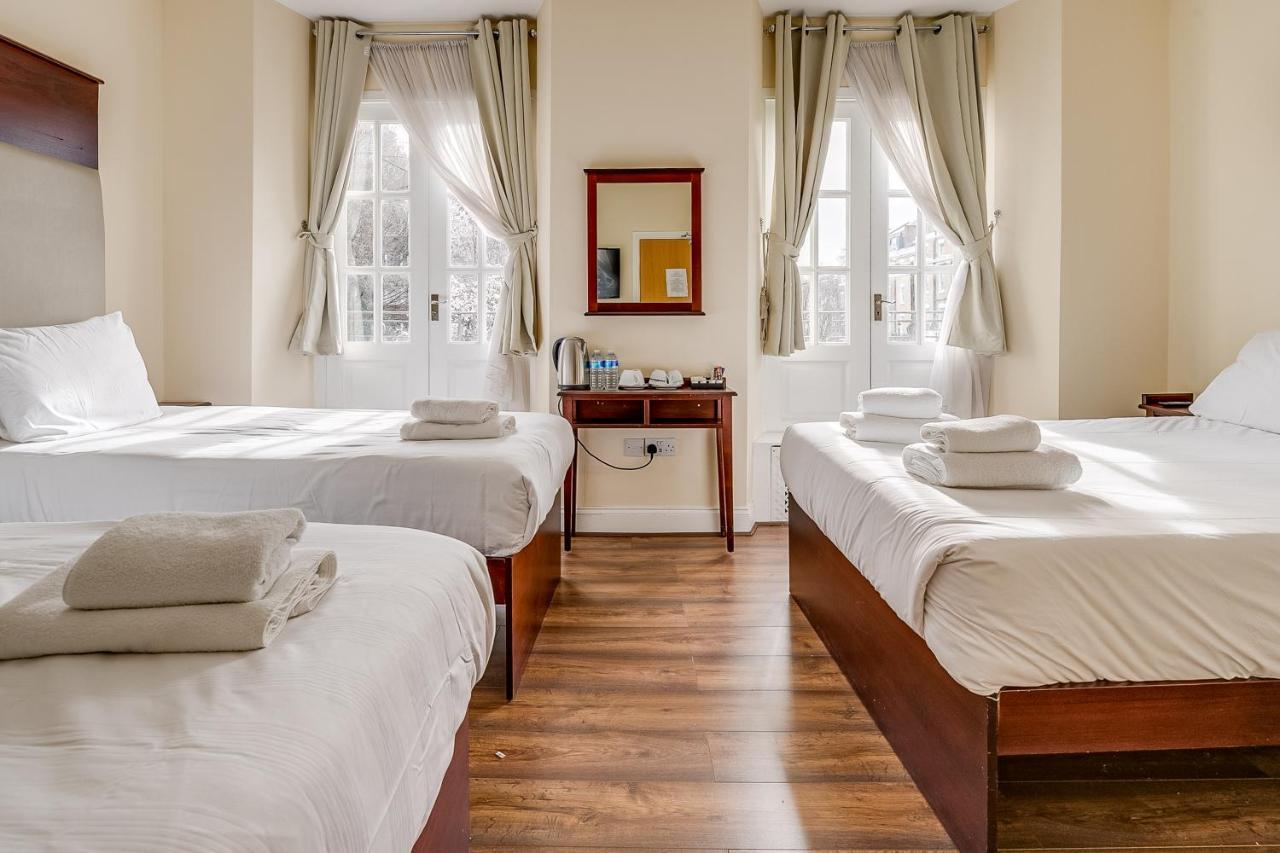 Guest house Astoria London