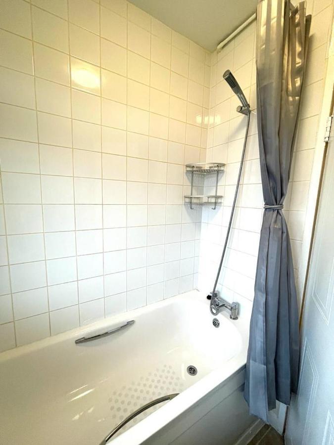 Privatunterkunft Charming Double-bedroom In Flat *