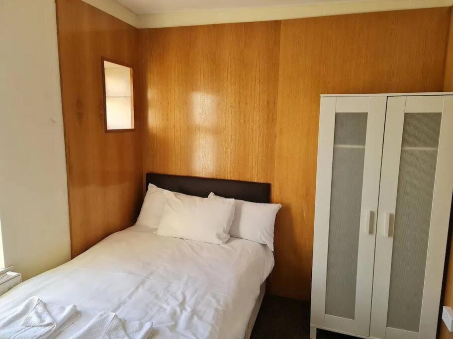Appartement Lovely Bedroom R8 Londen