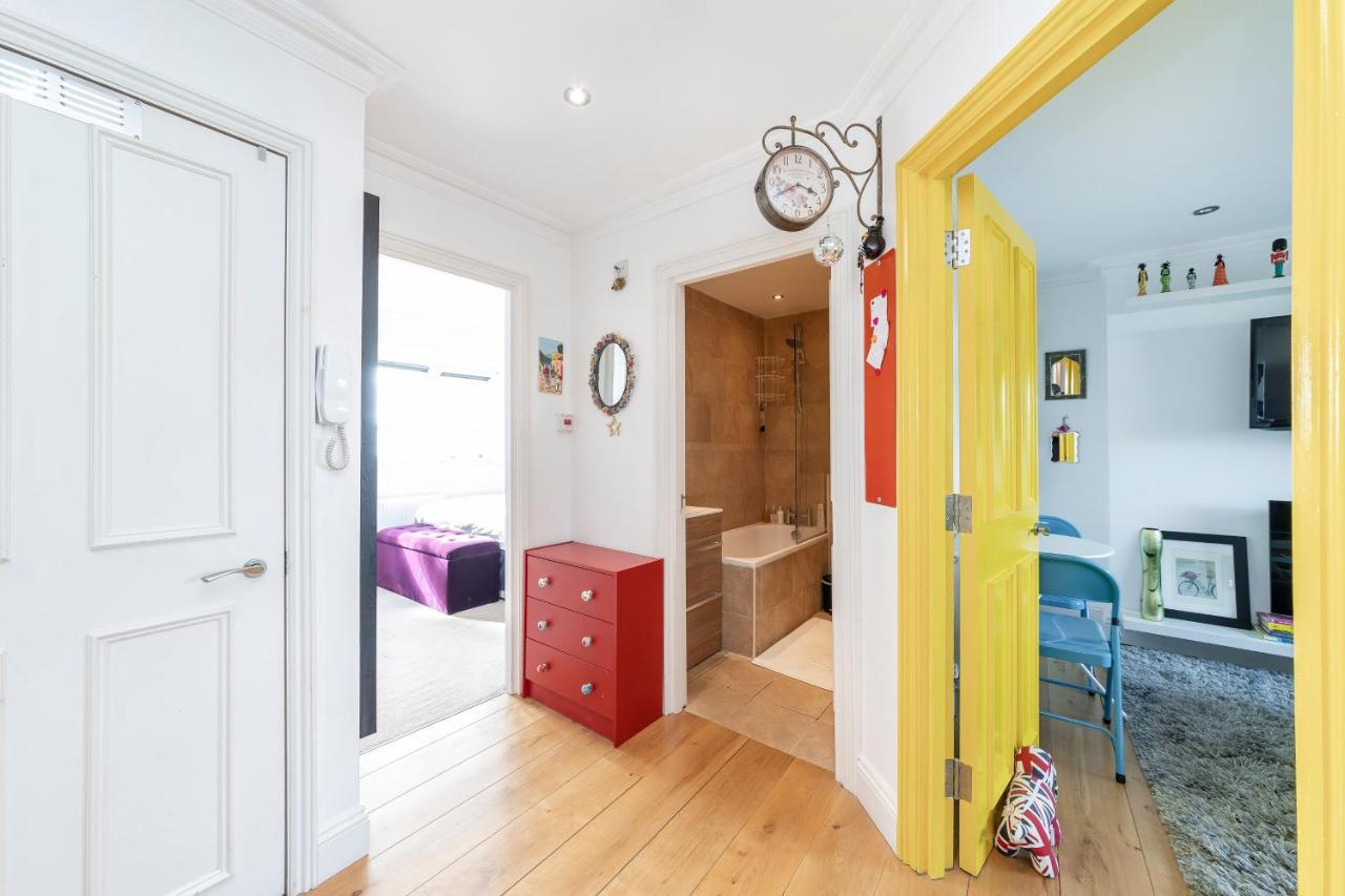 Notting Hill Bohemian Apartment London