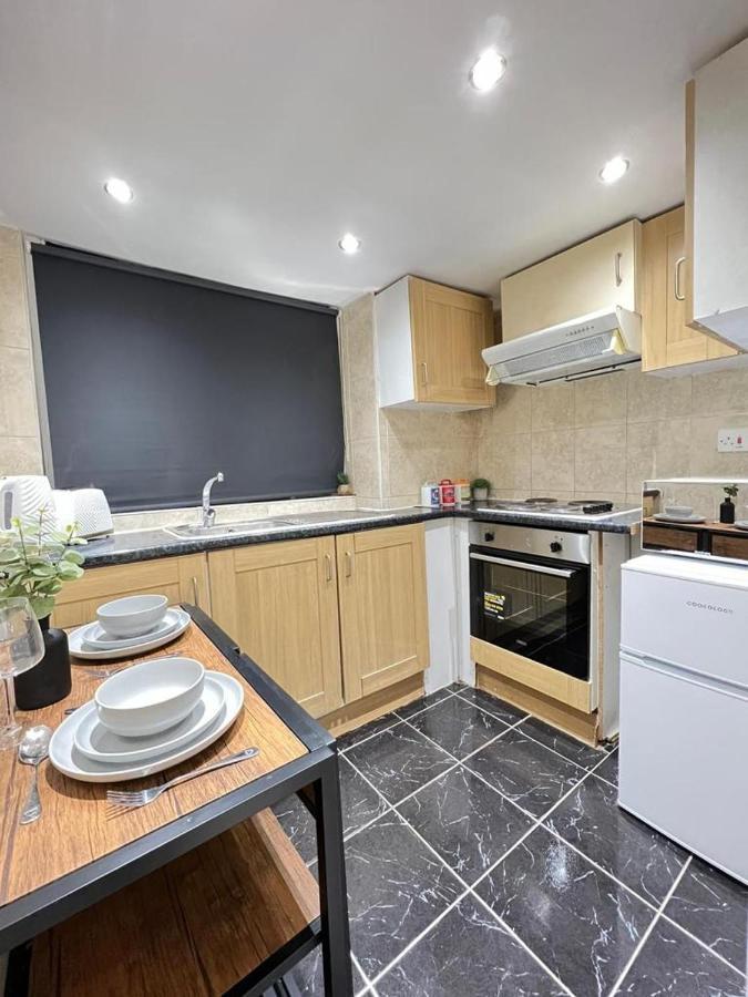 Comfy 2 Bedroom Flat Edgware Road Apartment London