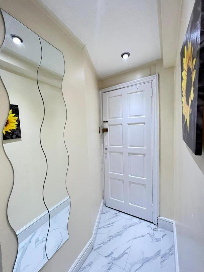 Comfy 2 Bedroom Flat Edgware Road * London