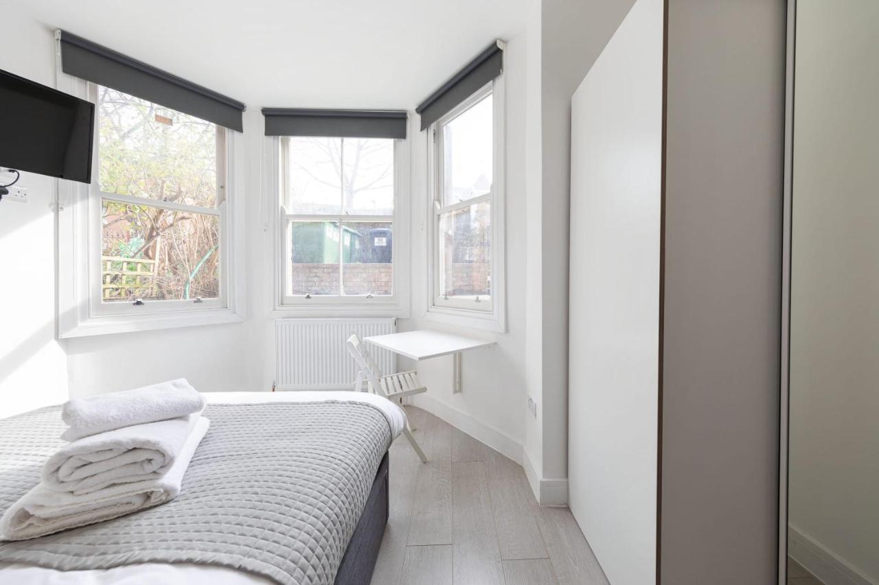 Lovely Private And Shower At Anson Appartement Londen