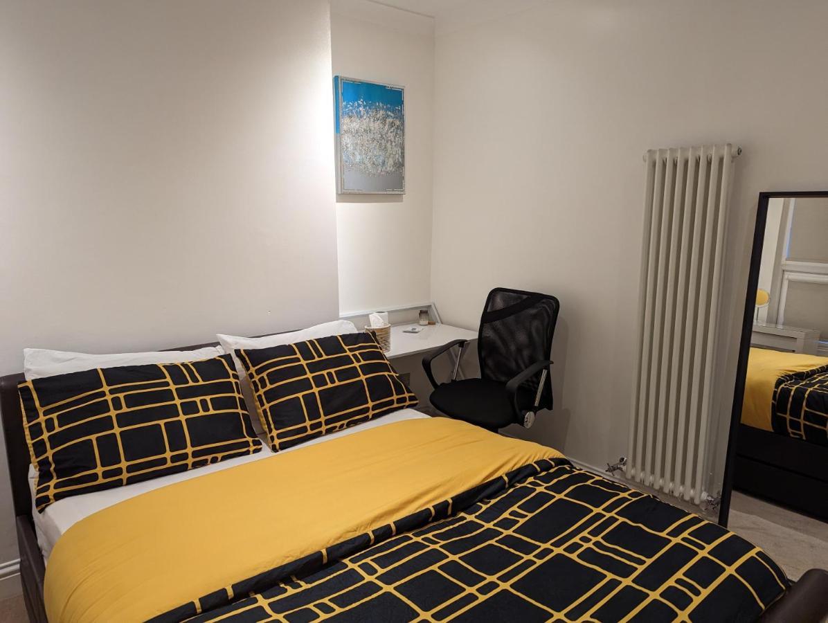 Fully-equipped Flat In The Of Apartment *