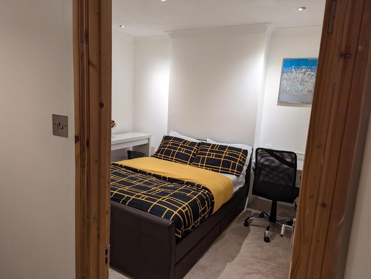 Fully-equipped Flat In The Of *