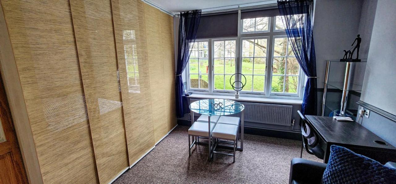 206mm Highgate * Londen
