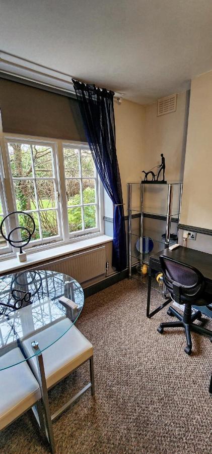 206mm Highgate * Londen