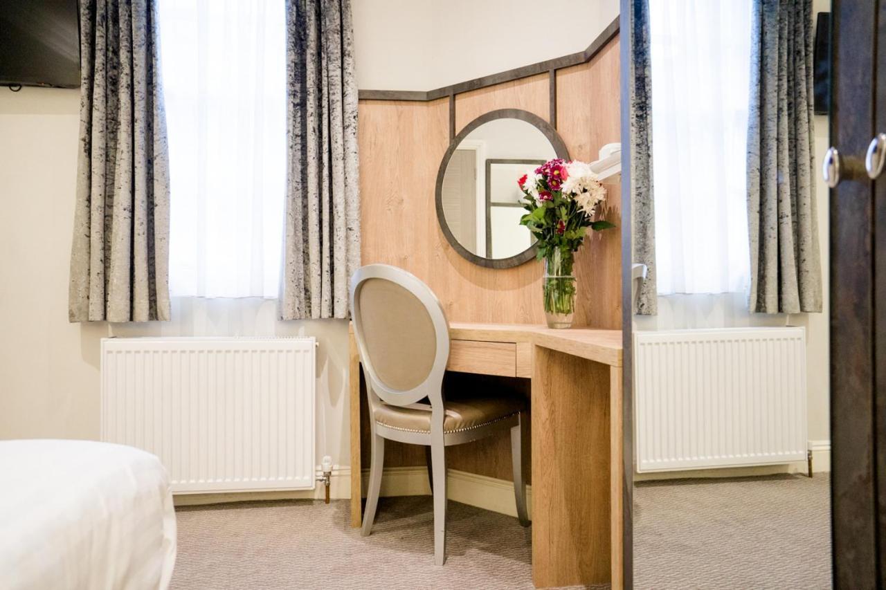 Hotel Western Buckingham Palace Rd 3*